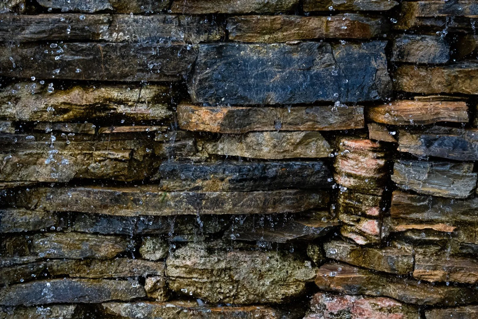 How to Choose Stone for a Garden Wall